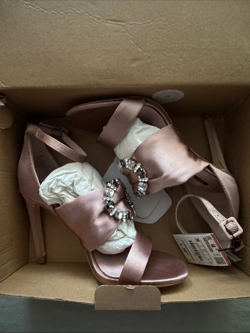 Zara Satin Crystal Embellished Heels Mauve Rose - Picture 2 of 4